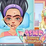 한쪽에는 피부에 트러블이 있는 여성이 뷰티 도구로 관리받고 있고, 다른 쪽에는 금발의 여성 캐릭터가 변신 후 미소짓고 있는 모습