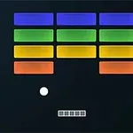 검은 배경에 파란색, 초록색, 노란색, 주황색 벽돌과 하나의 흰색 공 및 하단의 막대, 오른쪽 아래에 아타리 로고가 있는 이미지