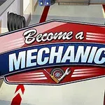 만화 스타일의 남성 캐릭터와 Become a Mechanic라는 글자가 있는 배너