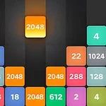 다양한 색상의 숫자 블록들이 화면 중앙에 모여 있는 모습