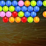 다양한 색상의 구슬들이 배열된 이미지