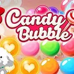 빨간 머리의 여성이 사탕을 들고 강아지와 함께 서 있으며, 배경에는 여러 색상의 풍선과 Candy Bubble이라는 글자가 있다