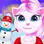 분홍색 머리를 가진 귀여운 고양이 캐릭터가 크리스마스 장식과 눈사람 옆에 서 있는 모습