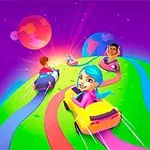 알록달록한 길 위를 자동차를 타고 달리는 세 명의 캐릭터와 배경에 떠 있는 행성들
