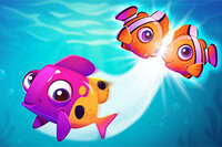 인형을 잡아 다른 인형 위에 놓아 새로운 인형으로 합치세요!