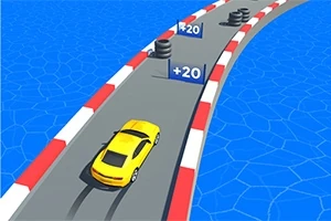 노란 차가 푸른 물 옆에 있는 회색 트랙을 달리고 있으며, 트랙 옆에 빨간색과 흰색 경계선과 함께 +20 표지판이 보입니다