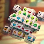 동물과 외계인 아이콘이 그려진 주사위 블록들이 공중에 부유하는 이미지