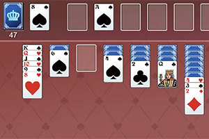 카드가 정렬되어 있는 퍼즐 게임의 화면으로 빨간색과 검정색 카드가 배열되어 있다