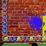 벽돌 배경 앞에 노란 실루엣의 사람이 있고, 파란색 페인트가 벽에 튀어 있는 장면