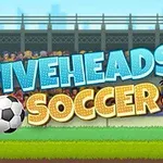 축구 경기장 배경에 큰 글자로 FIVEHEADS SOCCER가 쓰여 있고 두 개의 머리와 축구공이 있는 이미지입니다