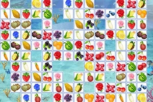 다양한 과일과 꽃 그림이 그려진 타일들이 바다 배경 위에 배열된 이미지