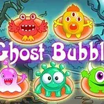 다섯 개의 귀여운 몬스터들이 나무로 둘러싸인 배경에 배열되어 있다