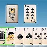 도둑 만화 캐릭터와 여러 장의 카드가 배경에 있는 이미지