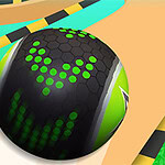 초록색 점들이 있는 검은 공과 구불구불한 도로 배경