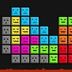 알록달록한 블록들이 얼굴 모양으로 쌓여 있는 모습