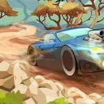 파란색 스포츠카가 흙길에서 속도감을 느끼며 질주하고 있으며 배경에는 나무와 바위가 있다