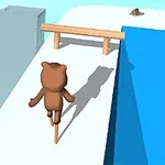 곰 모양의 캐릭터가 건물 옥상에서 장애물을 향해 뛰어가는 모습