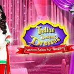 인도 전통 드레스를 입은 여성이 결혼식 배경 앞에 서 있는 이미지