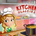 두 명의 요리사가 주방에서 커다란 냄비 앞에 서 있는 모습