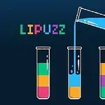 색색의 액체가 담긴 네 개의 시험관이 있으며, 하나의 시험관에서 파란색 액체를 다른 시험관으로 옮기고 있습니다