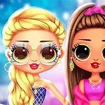 큰 눈을 가진 두 인형 스타일의 캐릭터가 화려한 배경 앞에 서 있는 모습