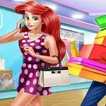 빨간 머리 여성이 보라색 물방울무늬 드레스를 입고 백화점에서 쇼핑하는 동안 남성이 다양한 색상의 선물 상자를 들고 있는 모습