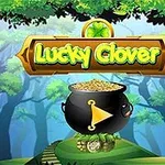 숲 속 검은 솥에 황금 동전이 담겨 있고 네잎클로버 배경 위에 Lucky Clover라는 글자가 있는 이미지