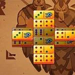 점과 상징이 있는 도미노 타일들이 중앙에 십자 모양으로 배열되어 있고, 배경에는 전사의 그림이 있습니다