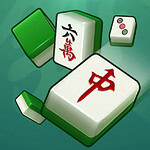 녹색 배경에 중국 문자와 기호가 있는 마작 타일들이 배열되어 있습니다