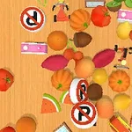 나무 바닥 위에 다양한 과일, 채소, 표지판, 장난감이 흩어져 있는 모습