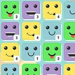 다양한 색상의 귀여운 얼굴이 그려진 네모난 블록들이 숫자와 함께 배열되어 있습니다