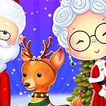 산타클로스와 할머니, 루돌프가 크리스마스 트리 앞에서 함께 웃고 있는 모습