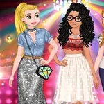 화려한 배경 앞에서 스타일리시한 옷을 입고 핸드백을 든 세 여성이 포즈를 취하고 있다