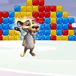 알록달록한 블록 배경 앞에 서 있는 만화 캐릭터와 나무