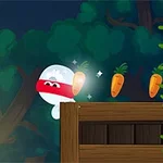 붉은 머리띠를 두른 흰색 캐릭터가 어두운 숲속에서 나무 상자를 넘고 당근을 모으고 있다