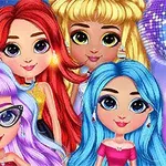 알록달록한 머리색을 가진 네 명의 소녀들이 반짝이는 배경 앞에 서 있다