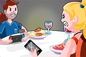 한 커플이 식탁에 앉아 각각 게임기와 스마트폰을 들고 다투고 있는 장면