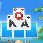 해변과 바다를 배경으로 날개가 달린 요정과 카드 이미지