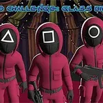 세 명의 핑크색 점프수트를 입고 각기 다른 도형이 그려진 검은 헬멧을 쓴 사람들이 총을 들고 서 있다