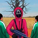 분홍색 옷을 입고 삼각형 가면을 쓴 사람이 총을 들고 있으며, 녹색 옷의 사람들이 주변에 서 있는 장면