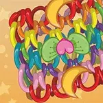 다양한 색상의 고리들이 엮여 있으며, 중앙에 연두색 뒤꿈치 모양과 분홍색 하트가 있는 이미지