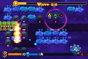 보라색 배경 위에 여러 개의 적들이 경로를 따라 이동하며, 불타는 효과와 함께 방어가 진행되고 있는 모습