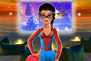 큰 안경을 쓴 슈퍼히어로 복장을 한 여성이 겨울 풍경이 보이는 창문 앞에 서 있다