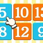파란색과 주황색 블록에 숫자 5, 8, 10, 12, 13, 9가 써져 있고, 손 모양 커서가 5를 가리키고 있는 이미지