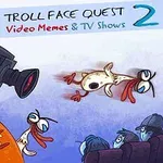 큰 카메라가 만화 캐릭터들을 비추고 있고, 닭과 오렌지가 이상한 표정을 짓고 있는 장면