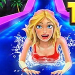 금발의 여성이 파란색 워터 슬라이드를 즐기고 있으며, 배경에는 야자수가 있고 화면 오른쪽 상단에 13이라는 숫자가 있습니다