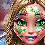 여자 얼굴에 화려한 메이크업과 화장 장식이 있는 모습